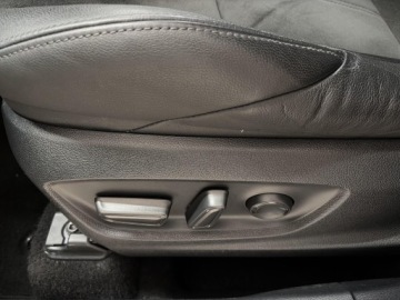 Toyota C-HR I Crossover Facelifting 1.8 Hybrid 122KM 2021 Toyota C-HR 1.8 Hybrid GPF GR Sport Toyota C-HR 1., zdjęcie 18