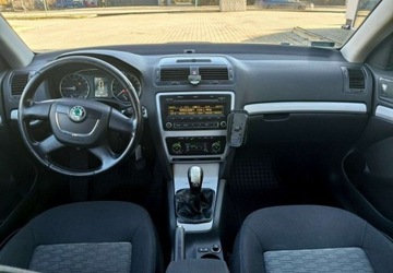 Skoda Octavia II Kombi 1.6 TDI CR DPF 105KM 2010 Skoda Octavia Skoda Octavia 1.6 Diesel 105KM, zdjęcie 9