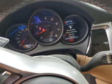 Porsche Macan 2021 Porsche Macan 2021 2.0 Benzyna 248KM, zdjęcie 9