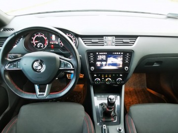 Skoda Octavia III RS Kombi Facelifting 2.0 TSI 230KM 2018 SKODA OCTAVIA III RS Kombi Facelifting 2.0 TSI 230KM, Salon Polska, Manual,, zdjęcie 11