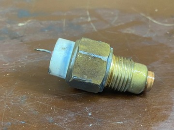 YAMAHA INVITER 300 SKUTER ŚNIEŻNY CZUJNIK TEMPERATURY