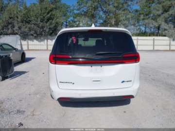 Chrysler Pacifica II 2021 Chrysler Pacifica Hybrid Touring L 2021 3.6 Hybryda Plug-in 260KM, zdjęcie 3