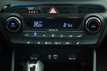 Hyundai Tucson III SUV 1.7 CRDi 141KM 2016 Hyundai Tucson 1.7 CRDi, Salon Polska, Serwis ASO, zdjęcie 8