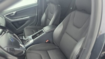 Volvo V60 I Kombi Facelifting 2.0 D3 136KM 2015 Volvo V60 duza navi super stan LEDY xsenon automat, zdjęcie 19