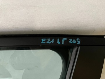 COROLLA E21 KOMPLETNÍ DVEŘE PŘEDNÍ LEVÉ LEVÝ 209