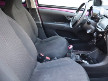Toyota Aygo II Hatchback 3d Facelifting 1.0 VVT-i 72KM 2018 Toyota Aygo 1.0 VVT-i, Salon Polska, Klima, zdjęcie 8