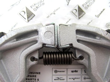 ОРИГИНАЛЬНЫЕ тормозные колодки Piaggio HEXAGON 125 180 LX ЗАДНИЕ.