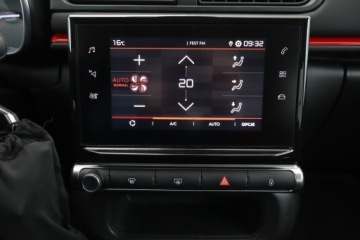 Citroen C3 III Hatchback 1.2 PureTech 110KM 2018 Citroen C3 1.2 PureTech, Salon Polska, Serwis ASO, zdjęcie 17