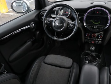 Mini Mini F56 Hatchback 5d 1.5 136KM 2015 MINI 5-door Cooper, Skóra, Navi, Klima, zdjęcie 6