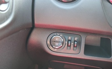 Opel Meriva II Mikrovan 1.7 CDTI ECOTEC 110KM 2013 Opel Meriva 1.7D 110KM klima zarejestrowana 1.7 Diesel 110KM, zdjęcie 26