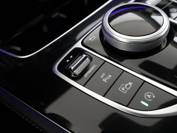 Mercedes Klasa E W213 Kombi 2.0 220d 194KM 2017 Mercedes E 220 Historia serwisowa ASO Automat Navi, zdjęcie 29