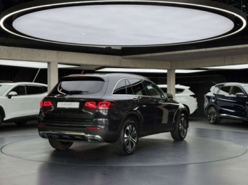 Mercedes GLC C253 SUV Plug-In 2.0 300e 320KM 2020 Mercedes-Benz GLC 300e 4Matic EQ-Power Business ACC Kamera cofania Nawi, zdjęcie 35