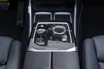 BMW Seria 7 G70 Sedan 3.0 40d 299KM 2026 BMW 740 xDrive Limuzyna - DEMO - Koła zimowe w, zdjęcie 21