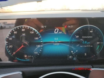 Mercedes GLB 2022 Mercedes-Benz GLB 2022 r., 2,0L 250 2.0 Benzyna 221KM, zdjęcie 5