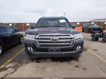 Toyota Land Cruiser VII 2017 Toyota Land Cruiser V8 2017 5.7 Benzyna 381KM, zdjęcie 7