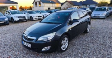 Opel Astra J Sports Tourer 1.4 Turbo ECOTEC 120KM 2011 Opel Astra Opel Astra 1.4 Benzyna 120KM