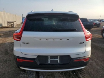 Volvo XC40 2023 Volvo XC 40 2023 VOLVO XC40 PLUS 2.0 Benzyna 247KM, zdjęcie 2