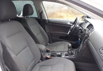 Volkswagen Golf VII Hatchback 3d Facelifting 1.6 TDI-CR DPF BMT 115KM 2018 Volkswagen Golf Diesel Okazja 1.6 Diesel 116KM, zdjęcie 16