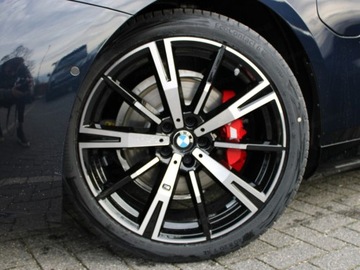 BMW Seria 5 G90-91 Sedan Plug-In 3.0 50e 489KM 2025 BMW Seria 5 550e xDrive Sport Sedan 3.0 (489KM) 2025, zdjęcie 12