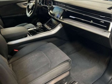 Audi Q8 SUV 3.0 50 TDI 286KM 2026 AUDI Q8 / E-Tron 50 TDI quattro S line 3.0 (286KM) 2026, zdjęcie 9