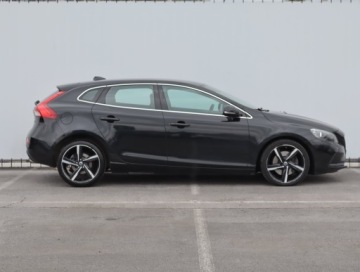 Volvo S40 II 2014 Volvo V40 2.0 D4, 187 KM, Skóra, Navi, Klima, zdjęcie 5