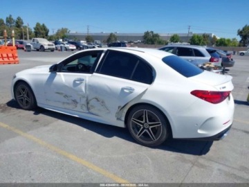 Mercedes Klasa C W206 2022 Mercedes-Benz Klasa C 300 2022 2.0l 2.0 Benzyna 255KM, zdjęcie 3