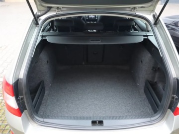 Skoda Octavia III Kombi 1.6 TDI CR DPF 105KM 2014 Skoda Octavia 1.6 TDI, Salon Polska, zdjęcie 13