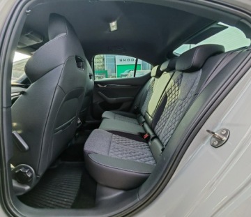 Skoda Octavia IV Liftback 1.5 TSI EVO 150KM 2025 Škoda Octavia Skoda Octavia 1.5eTSI 150KM DSG, zdjęcie 10