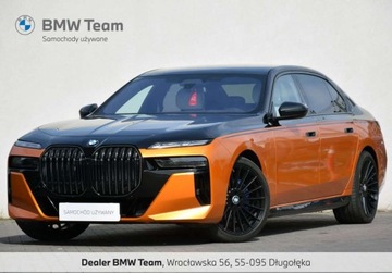 BMW Seria 7 G70 Sedan 3.0 40d 299KM 2023 BMW Seria 7 740d 300KM xDrive Individual Bowers Wilkins M Pakiet Salon PL