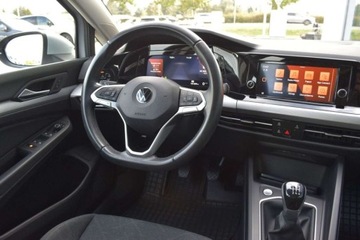 Volkswagen Golf VIII Variant 1.5 TSI 130KM 2022 Volkswagen Golf Variant SalonPL TSI 130KM Variant Life ACC LaneAssist Czuj, zdjęcie 9