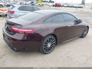 Mercedes Klasa E W213 2022 Mercedes-Benz Klasa E amg 53, 2022r., 4x4, 3.0L 3.0 Benzyna 429KM, zdjęcie 2