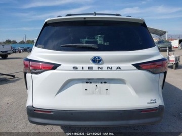 Toyota Sienna III 2022 Toyota Sienna XLE, 7 osobowy 2.5 Hybryda 189KM, zdjęcie 5