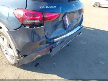 Mercedes GLA II 2021 Mercedes-Benz GLA 2021 r.,2,0L 4 MATIC 2.0 Benzyna 221KM, zdjęcie 9