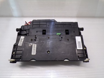 БЛОК ПРЕДОХРАНИТЕЛЕЙ BMW X3 E83