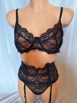 Komplet bielizny koronkowy czarny roz. M/L pas do pończoch