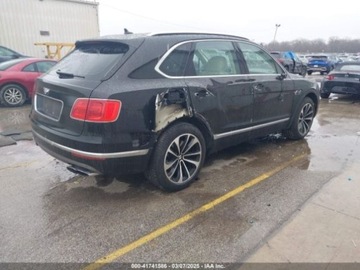 Bentley Bentayga 2019 Bentley Bentayga 2019r., 4x4, 4.0L 4.0 Benzyna 542KM, zdjęcie 2