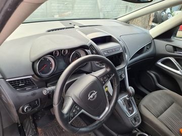 DESKA KOKPIT KONZOLA AIRBAG OPEL ZAFIRA C