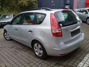 Hyundai i30 I CW Facelifting 1.4 DOHC 109KM 2010 Hyundai i30 1.4i 16v PROSTA benzyna KLIMATYZACJA stan IDEALNY BEZ rdzy 1.4, zdjęcie 10