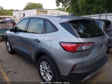 Ford Escape III 2021 Ford Escape 2021 Ford Escape S AWD 1.5 Benzyna 181KM, zdjęcie 2