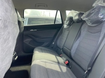 Skoda Superb IV Kombi 2.0 TDI 193KM 2025 Skoda Superb Skoda Superb Combi 2.0 TDI 4x4 Edition 130 2.0 Diesel 193KM, zdjęcie 3