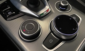 Alfa Romeo Giulia II Sedan Facelifting 2.0 Turbo 280KM 2023 Alfa Romeo Giulia Salon Polska Bezwypadkowy R Cars Warszawa 2.0 Benzyna, zdjęcie 21