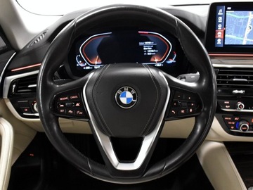 BMW Seria 5 G30-G31 Limuzyna Facelifting 2.0 520i 184KM 2021 BMW 520 AdaptiveLED/ Harman/ Aktywny Tempomat/ Dos, zdjęcie 14