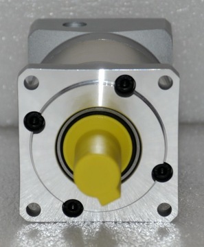 PLE60 i=5:1 шаговый планетарный механизм BLDC