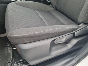 Toyota Yaris IV Hatchback 1.5 Hybrid Dynamic Force 116KM 2021 Toyota Yaris Hybrid 1.5 Comfort IV (2020-) Toyota, zdjęcie 21