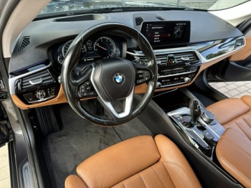 BMW Seria 5 F10-F11 Touring Facelifting 520d 190KM 2017 BMW 520 8xAlu Full LED El.klapa Skóra Asystent, zdjęcie 9