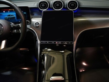 Mercedes GLC C254/X254 Coupe 2.0 200 204KM 2025 MERCEDES-BENZ GLC 200 4-Matic AMG Line 2.0 (204KM) 2025, zdjęcie 7