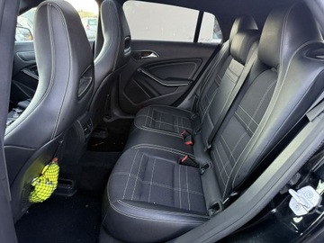 Mercedes CLA C117 Shooting Brake 2.0 250 211KM 2016 Mercedes CLA 250 4MATIC 210KM Bogate wyposażenie, zdjęcie 15