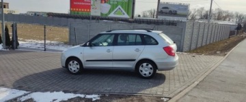 Skoda Fabia II Kombi 1.4 i 16V 85KM 2009 Skoda Fabia 1.4 benz ,MPI,bezwypadek,bez rdzy ,stan bdb 1.4 Benzyna 85KM, zdjęcie 7
