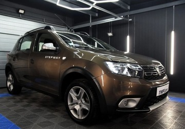 Dacia Sandero II Hatchback 5d Facelifting 0.9 TCe 90KM 2017 Dacia Sandero Stepway Benzyna Klimatyzacja Duze radio Zarejestrowany 90KM