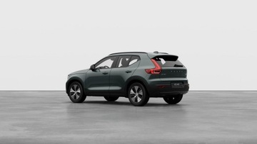 Volvo XC40 Crossover Facelifting 2.0 B4 197KM 2025 Volvo XC 40 Plus Dark B4 Mild Hybrid Benzyna, zdjęcie 4